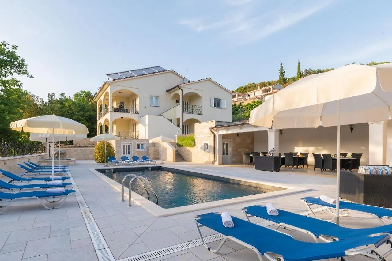 Apartments Villa Vires Labin  Labin (Istria)
