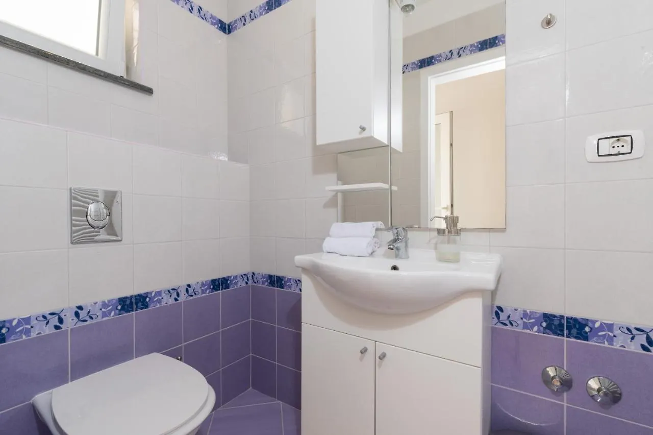 Apartments Villa Vires Labin