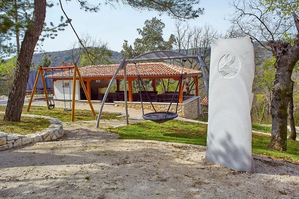 Apartments Villa Vires Labin